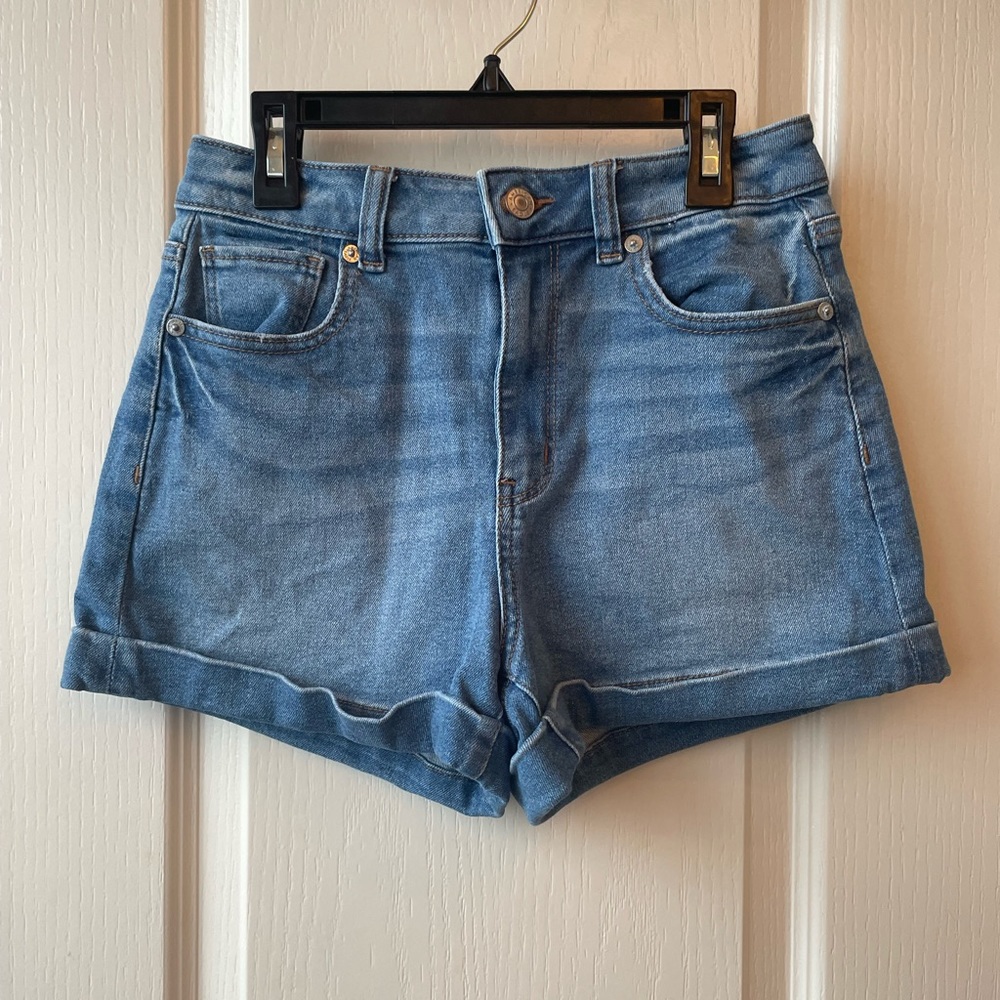 American Eagle high-wasted jean shorts. Great condition. Size 0.